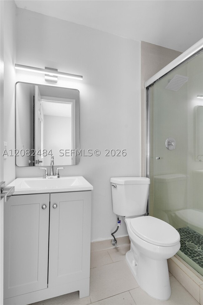 Building Photo - 560 NE 63rd St