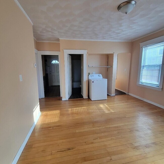 Building Photo - 111 Rodney St