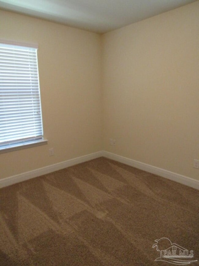 Building Photo - 279 Cottage View Dr