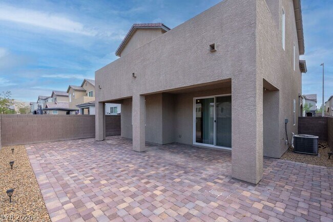 Building Photo - 6822 Greensmen Ave