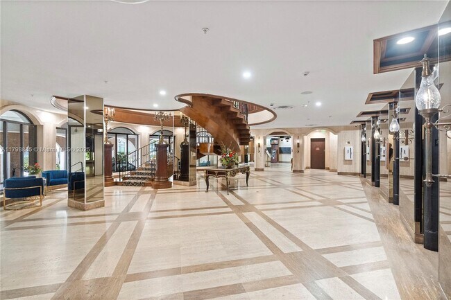 Building Photo - 6039 Collins Ave