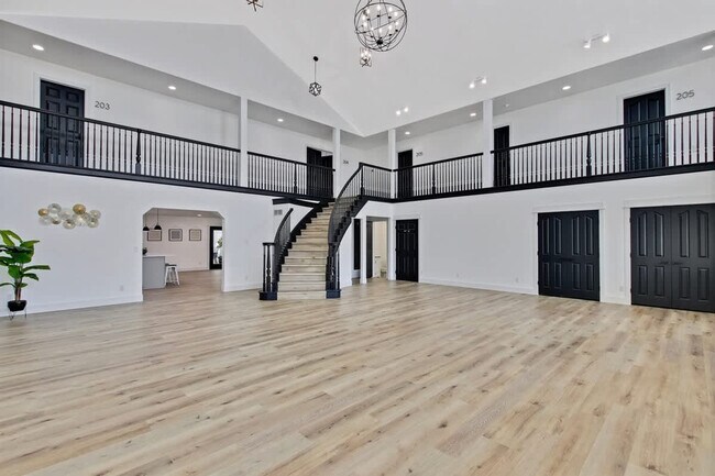 Building Photo - 4611 S Merrivale Pl