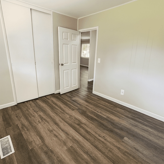 Building Photo - 4186 Mapleleaf Dr