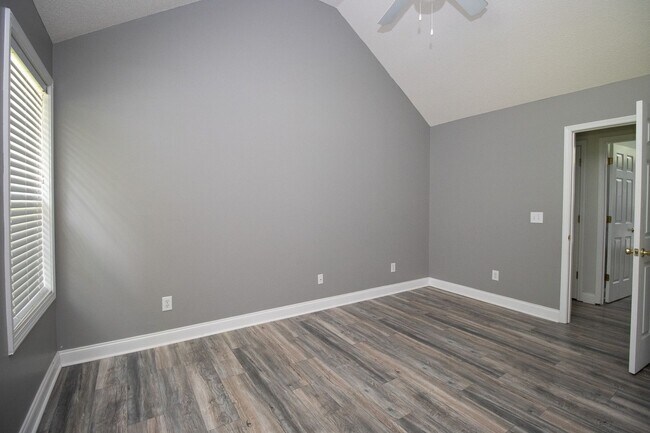 Building Photo - Coming Soon – Charming 3 Bedroom, 2 Bath H...