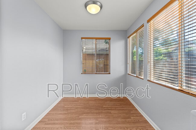 Building Photo - 5183 Bissett Way