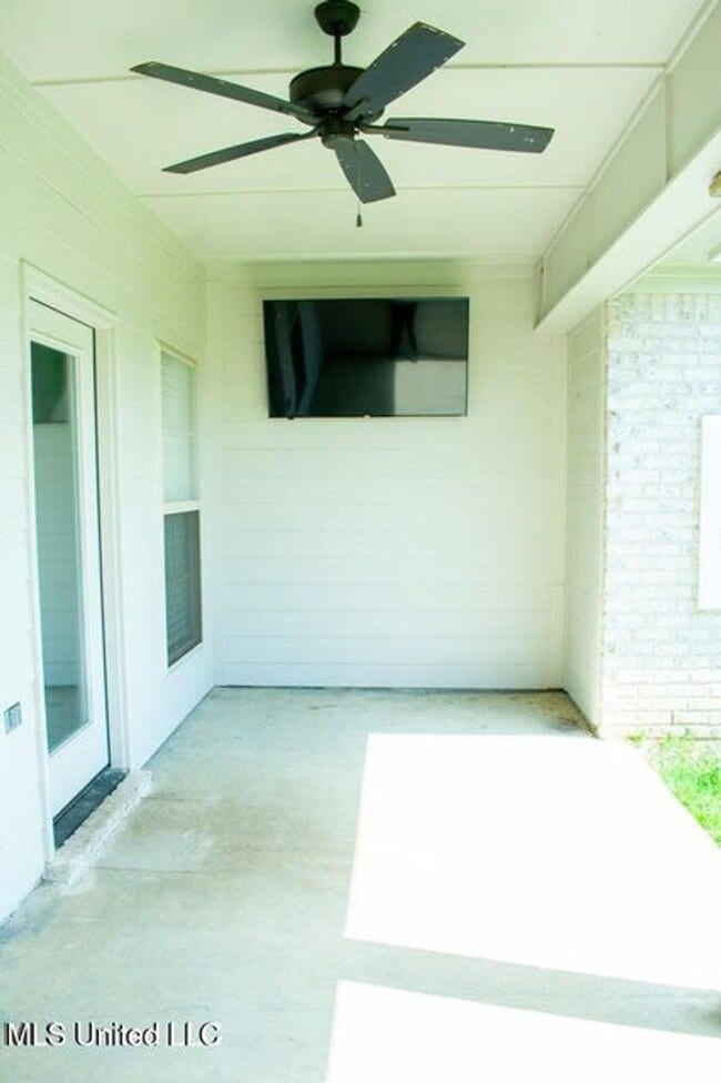 Building Photo - 3 Bed/2 Bath Home in Woodscope of Oakfield
