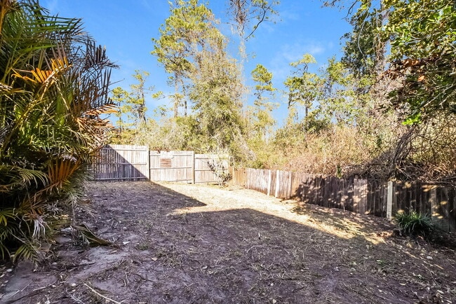 Building Photo - 2010 Stone Abbey Blvd