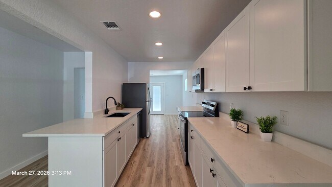 Building Photo - MUST SEE!! Woodlawn Lake  3 Bedroom 2 Full Bath Full Rehab