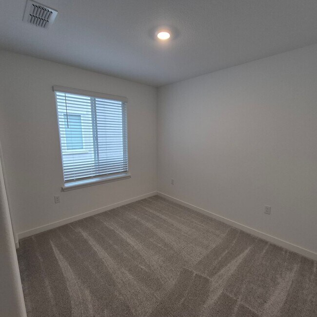 Building Photo - Brand New 5 Bedroom Home in Rancho Cordova