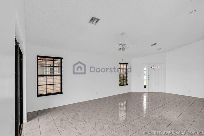Building Photo - 12382 Pleasant Green Way