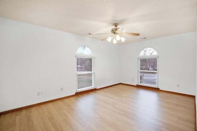 Building Photo - Community Water Access! Gorgeous Home!