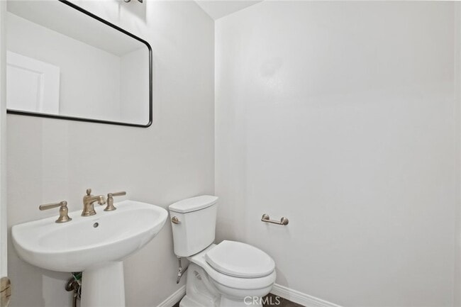 Building Photo - 59 Lupari