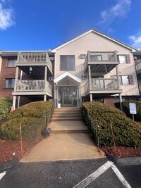 Building Photo - Do not pay for Heat or Hot Water, this beautiful condo has them included for you!
