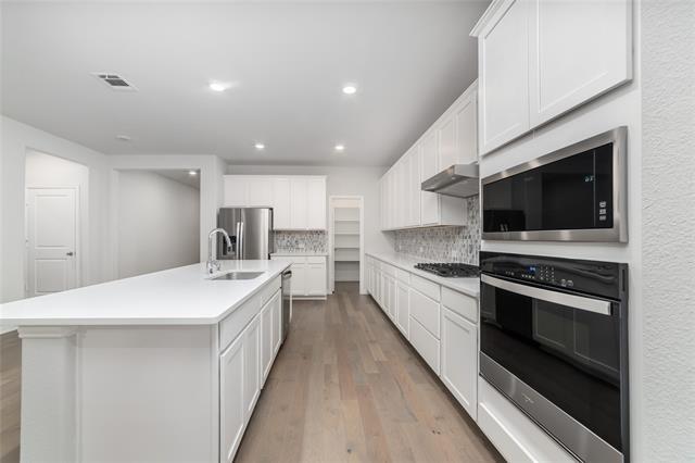 Building Photo - 1820 Briar Rose Dr