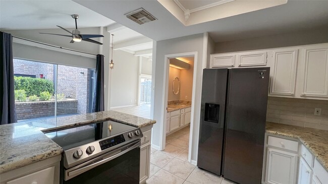 Building Photo - 16130 Seahorse Dr