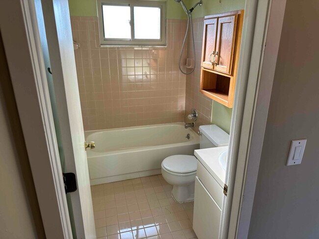 Building Photo - 31621 Couchez St