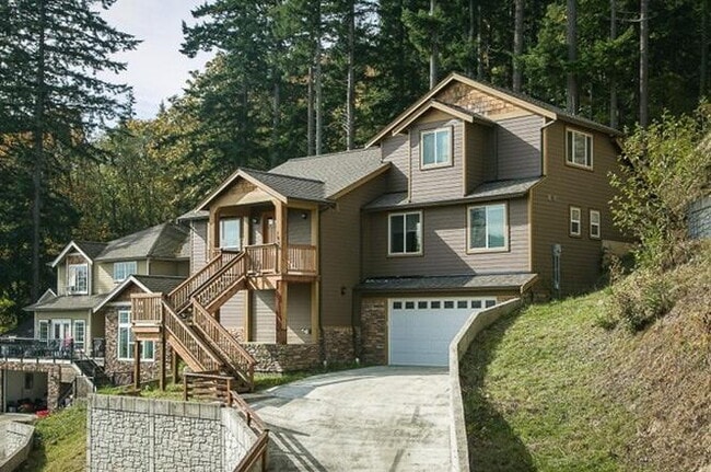 Building Photo - Newer Happy Valley Home – Easy Walk to WWU & Minutes from Downtown Bellingham