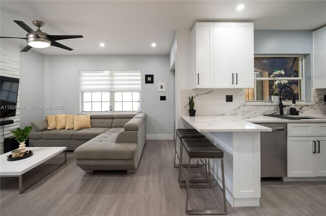 Building Photo - 15863 SW 71st St