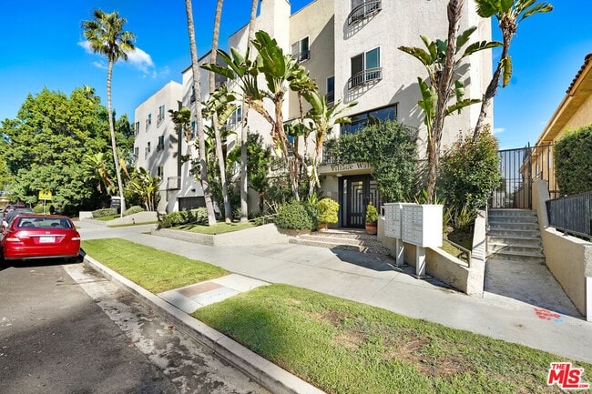 Building Photo - 5430 Bellingham Ave