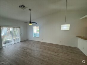 Building Photo - 8772 Bridgeport Bay Ave