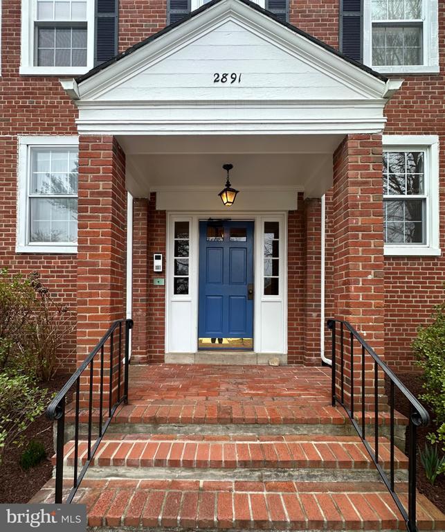 Building Photo - 2891 S Abingdon St