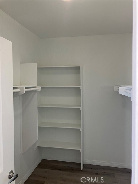 Building Photo - 11925 Kling St