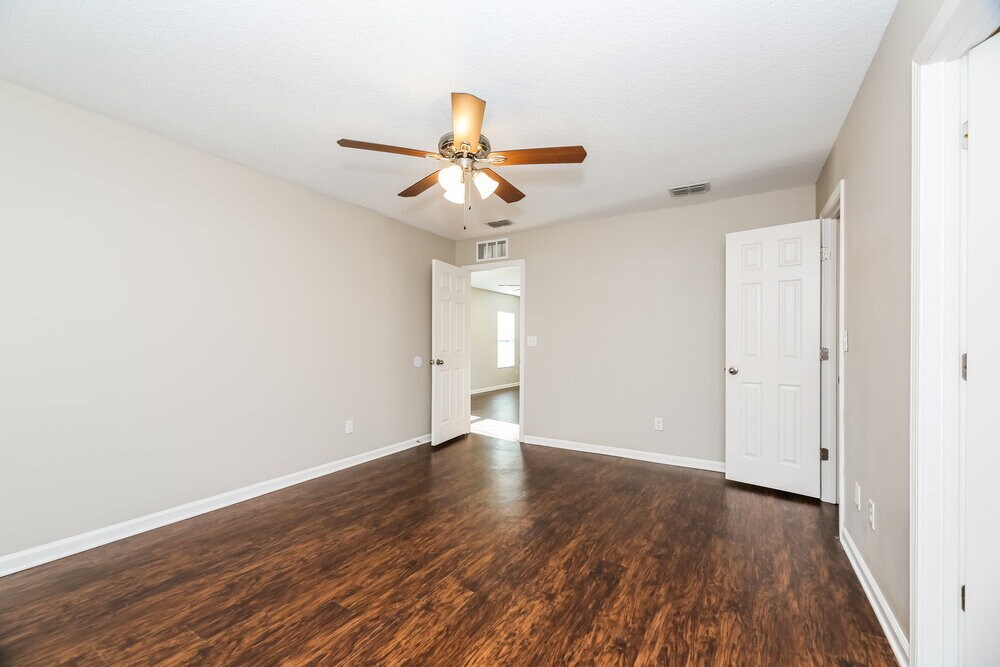 Building Photo - 8200 Highfield Ave