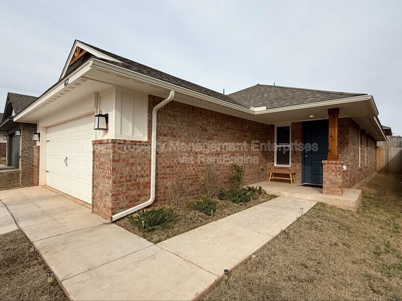 Building Photo - 4612 Prominence Dr