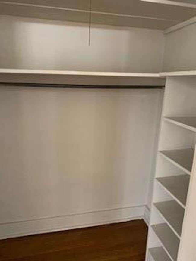 Building Photo - 1719 Valence St