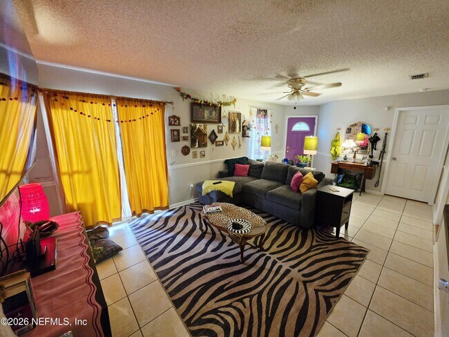 Building Photo - 5671 Ellis Trace Dr