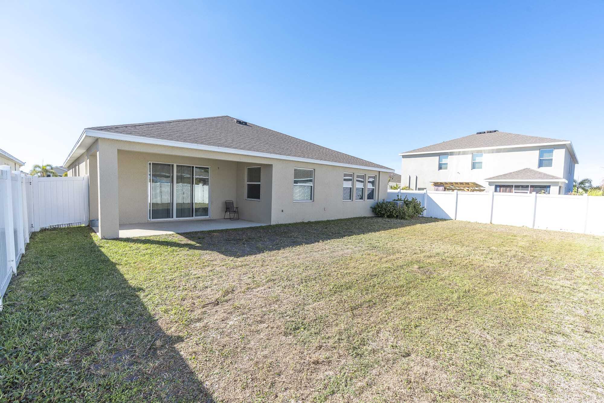 Building Photo - 528 Ocean Spray Dr
