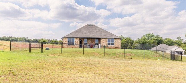 Building Photo - 2003 Evermore Cir