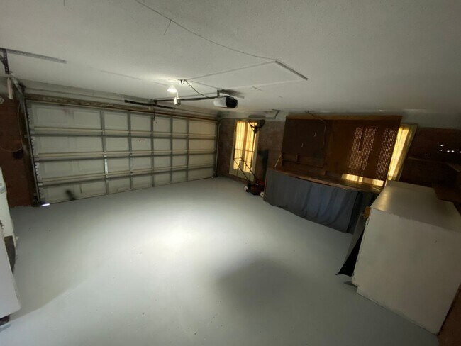Building Photo - 2632 Grafton Dr