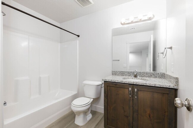 Building Photo - 3 bed / 2.5 bath / 2-car with washer/dryer/fridge 2019 built END UNIT!