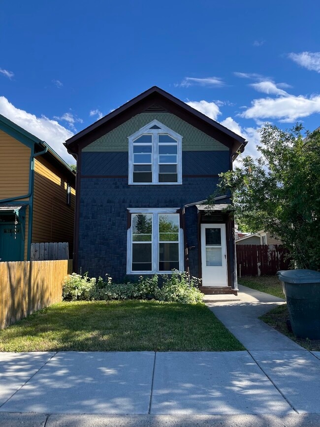 Building Photo - 505 Hillsdale St
