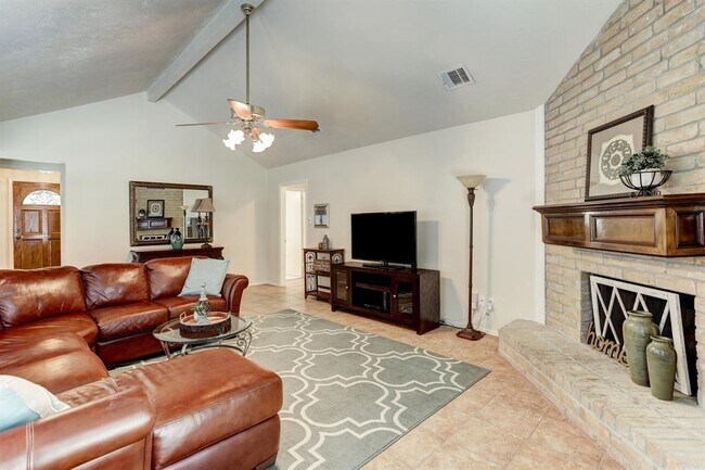 Building Photo - 11507 Wolf Run Ln