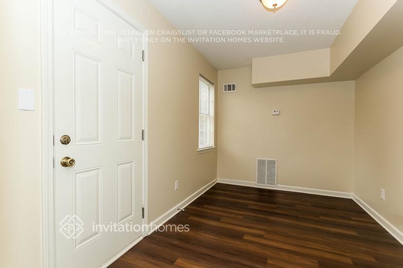Building Photo - 1131 Collyns Ct