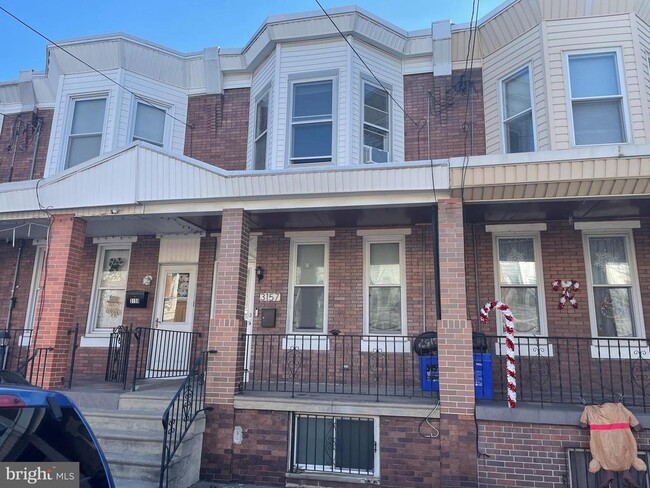 Primary Photo - 3157 Cedar St