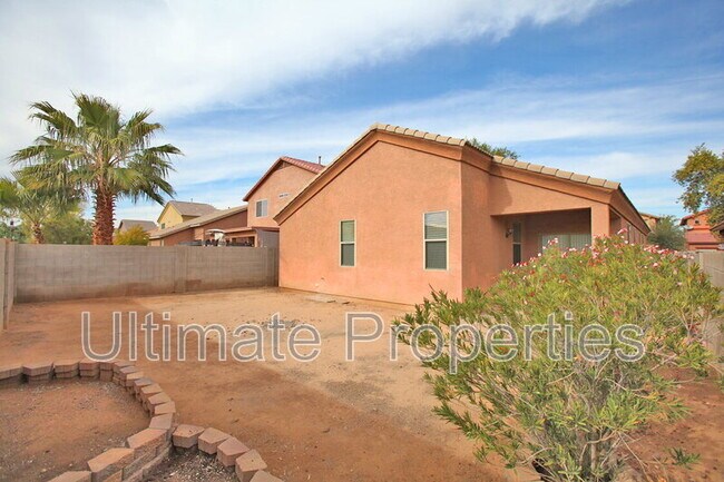 Building Photo - 10151 W Hilton Ave