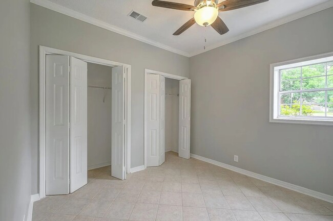 Building Photo - Fabulous Bradford Hills 3BR Home