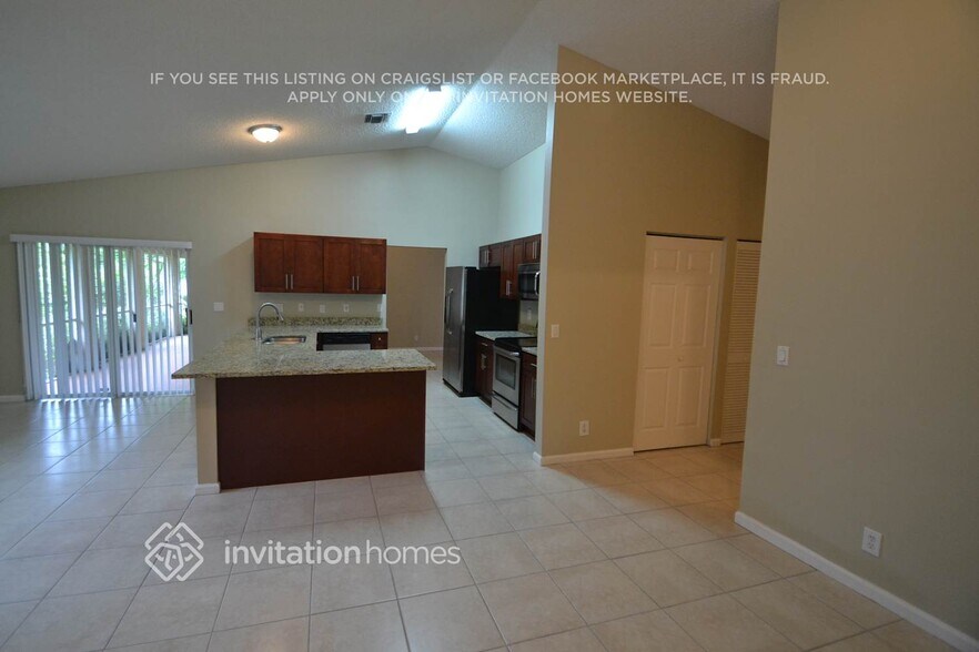Building Photo - 1776 Shower Tree Way