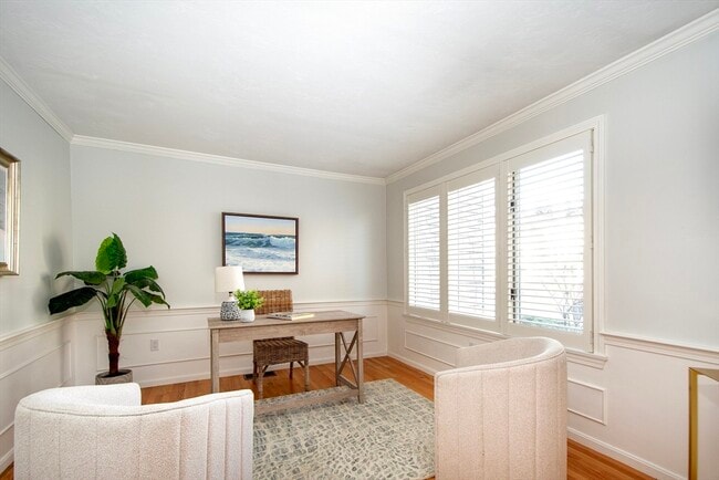 Building Photo - 40 Driftway