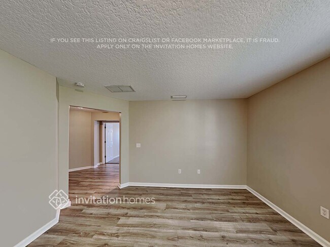 Building Photo - 708 Spruce Pine Ln