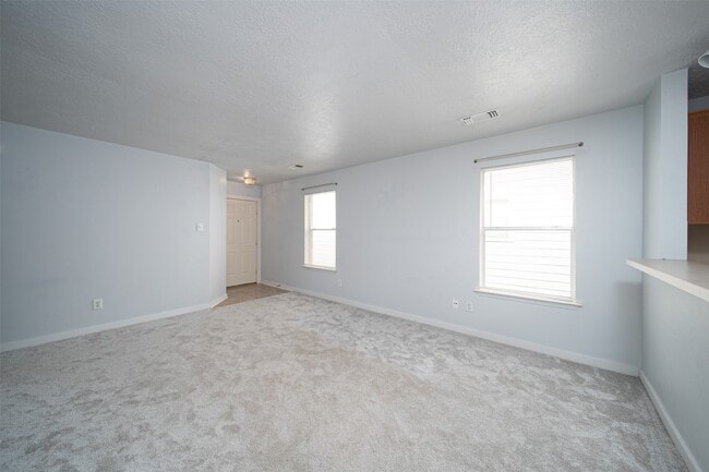 Building Photo - 11914 Rolling Stream Dr