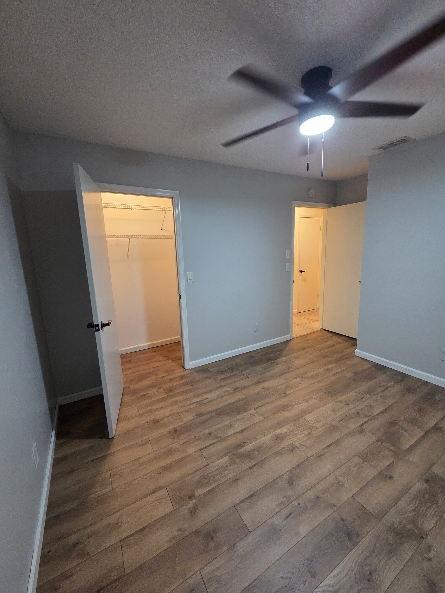 Building Photo - 35120 Whispering Oaks Blvd