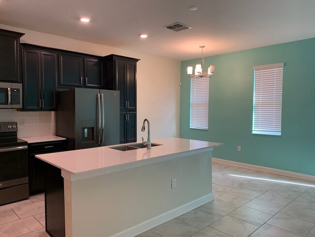 Building Photo - 1353 Shinnecock Hills Dr