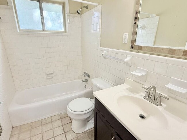 Building Photo - 8920 Lewis St