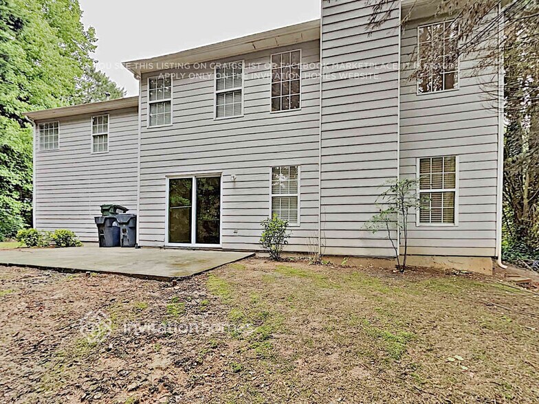 Building Photo - 3262 Ashgrove Ln SW