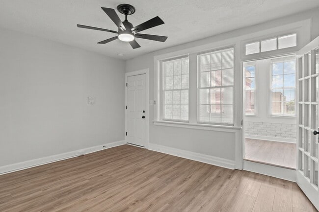 Building Photo - 1008 Westover Ave