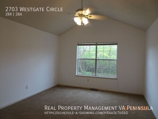 Building Photo - 2703 Westgate Cir
